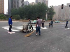 河南開封停車場劃線|開封道路劃線|開封熱熔劃線|開封冷噴標(biāo)線